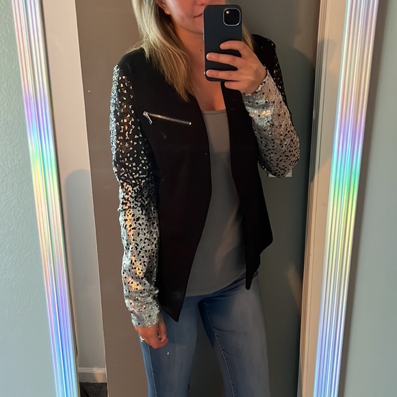 Black Sparkly Sequin Womans Blazer 😛 - Picture 7 of 7
